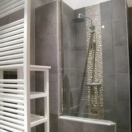 Spacious Place In * Hamoir